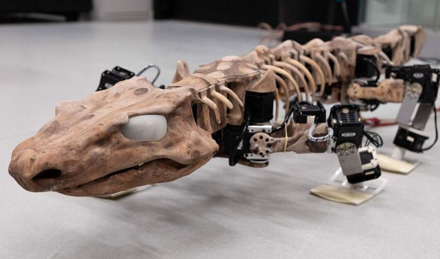 Robot mimicking a prehistoric fossil