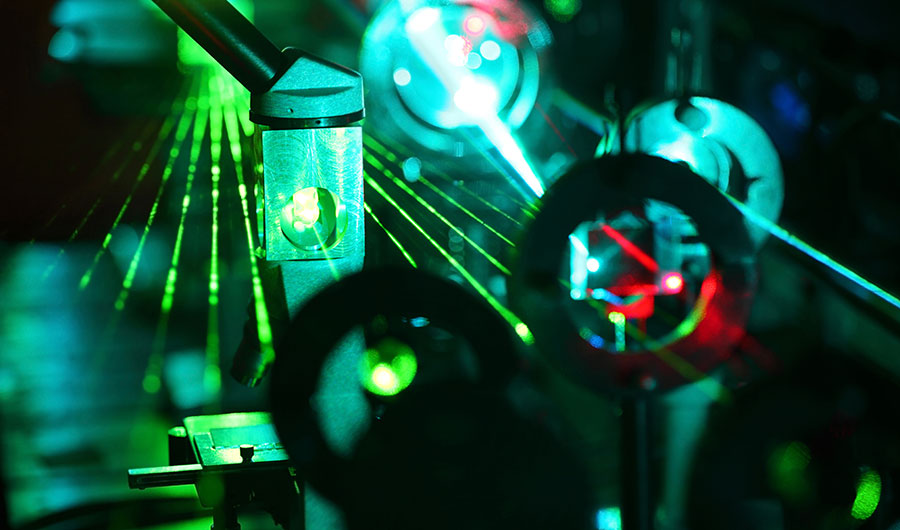 Could Nobel-Winning Laser Tech Make Sci-Fi 'Tractor Beams' a Reality?